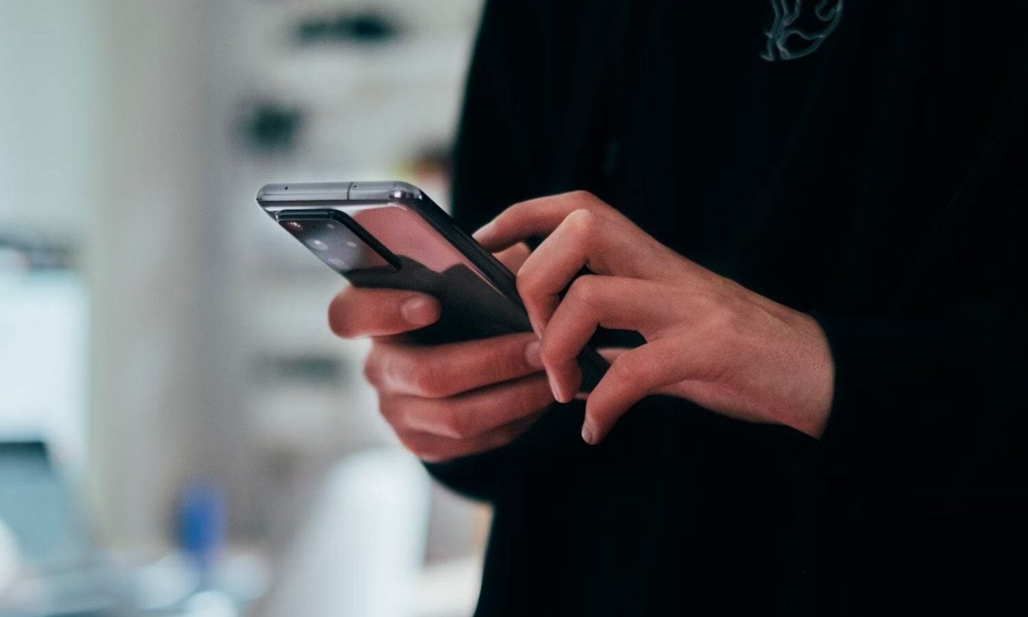 Le prix du giga explose chez les opérateurs, le rachat de SFR fait sauter les digues