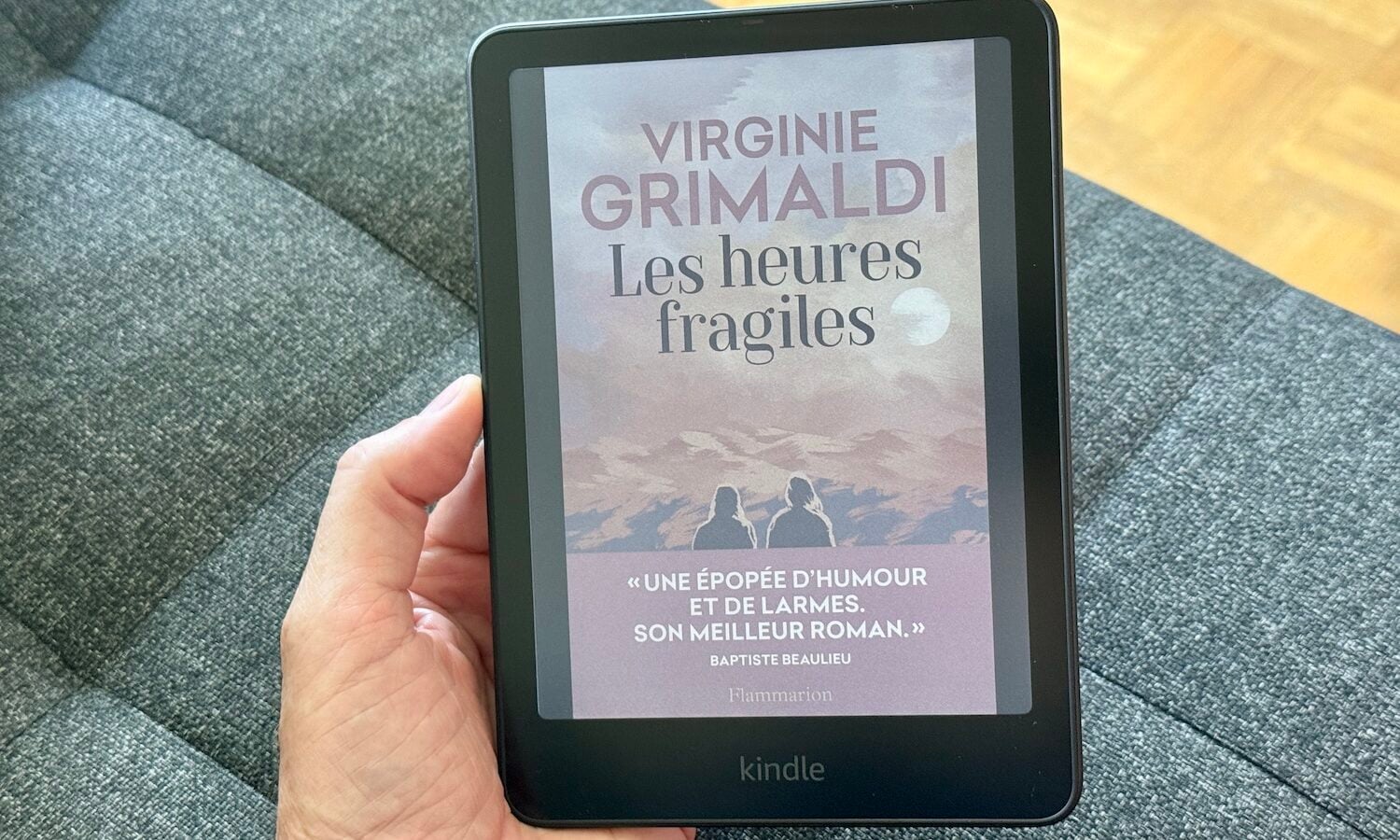 Amazon, yeni e-okuyucusunun kitap okumak için ideal olmadığını itiraf ediyor