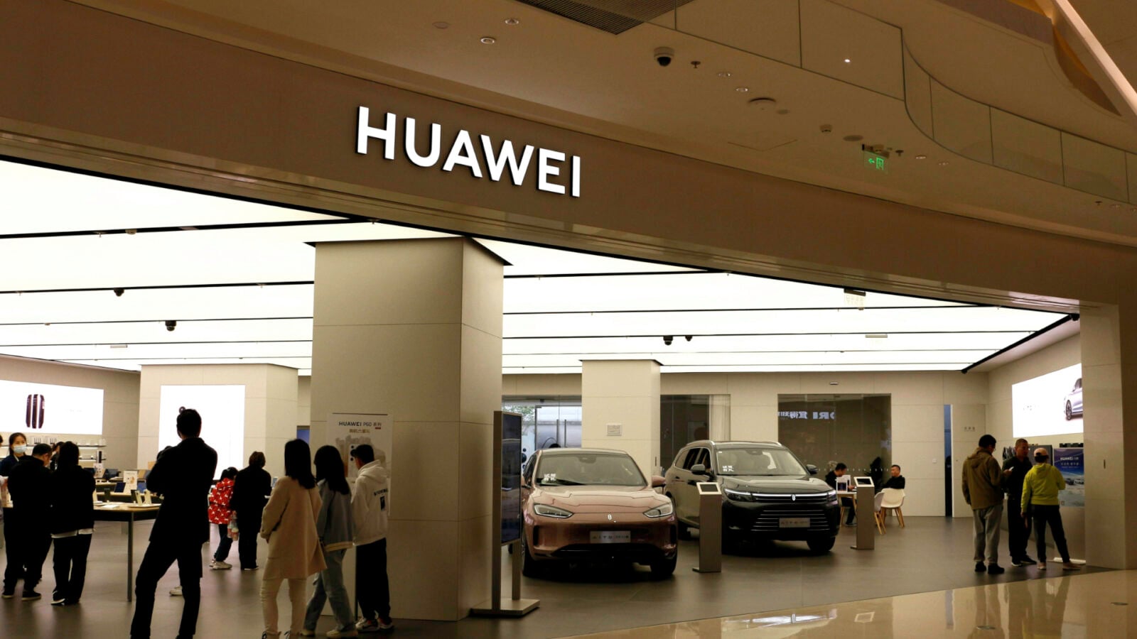 Perde arkasında Huawei bir otomotiv pil hazırlıyor