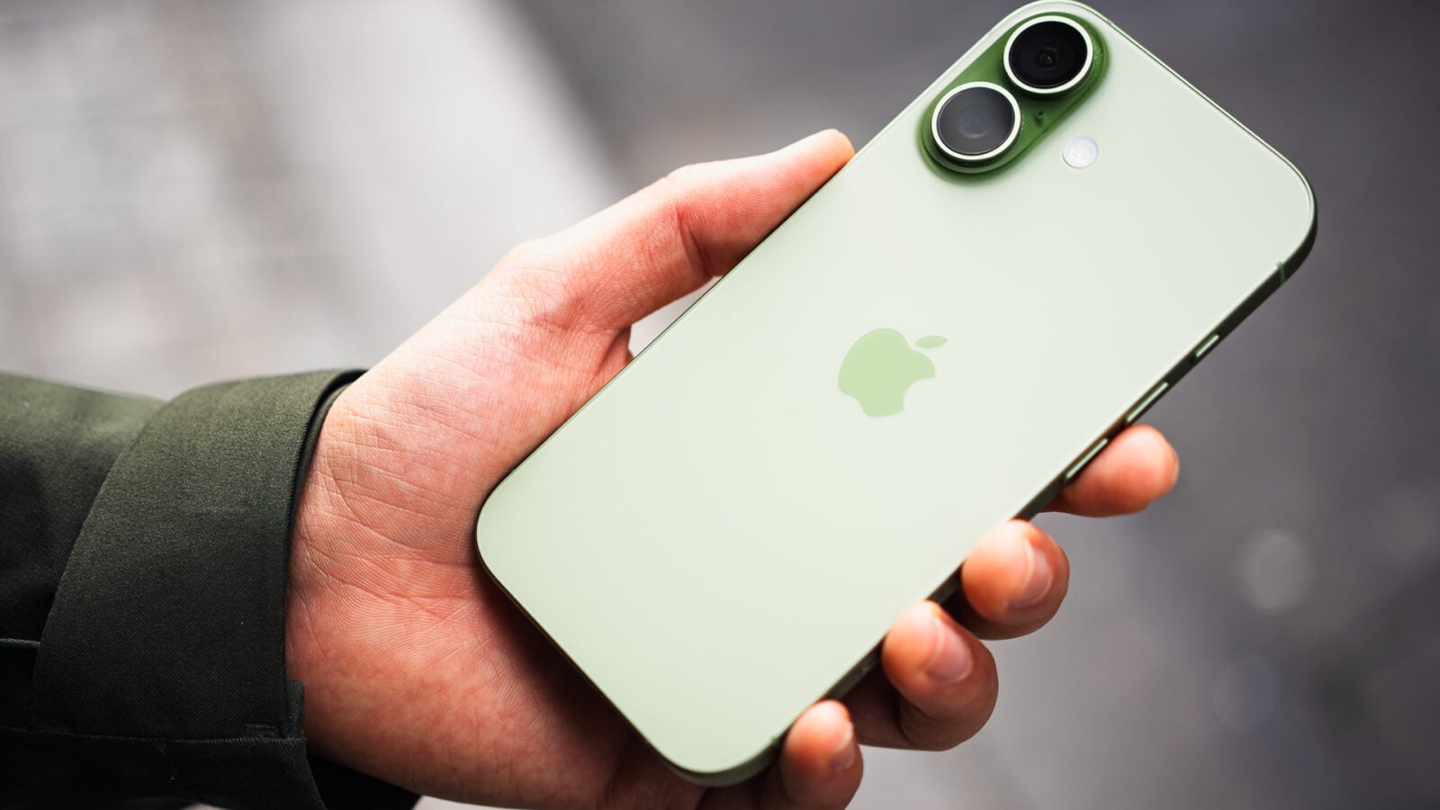Apple iPhone 18 May See Staggered Release Due to Component Shortages - News Directory 3