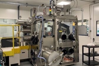 Arkema Dry Process Machine De Calandrage