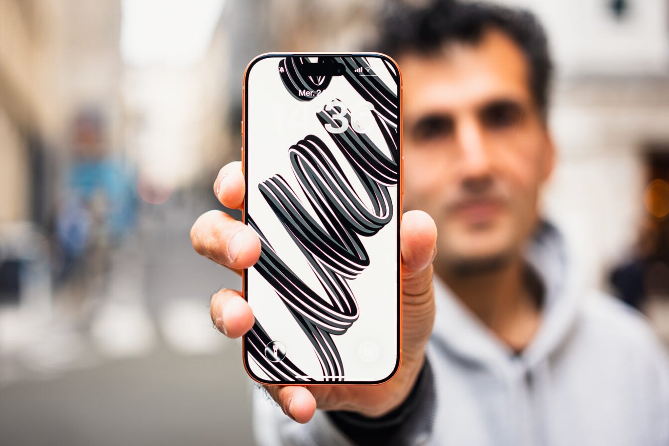 Un logo « 5G+ » apparaît sur les iPhone en France : vrai changement ou simple bug ?