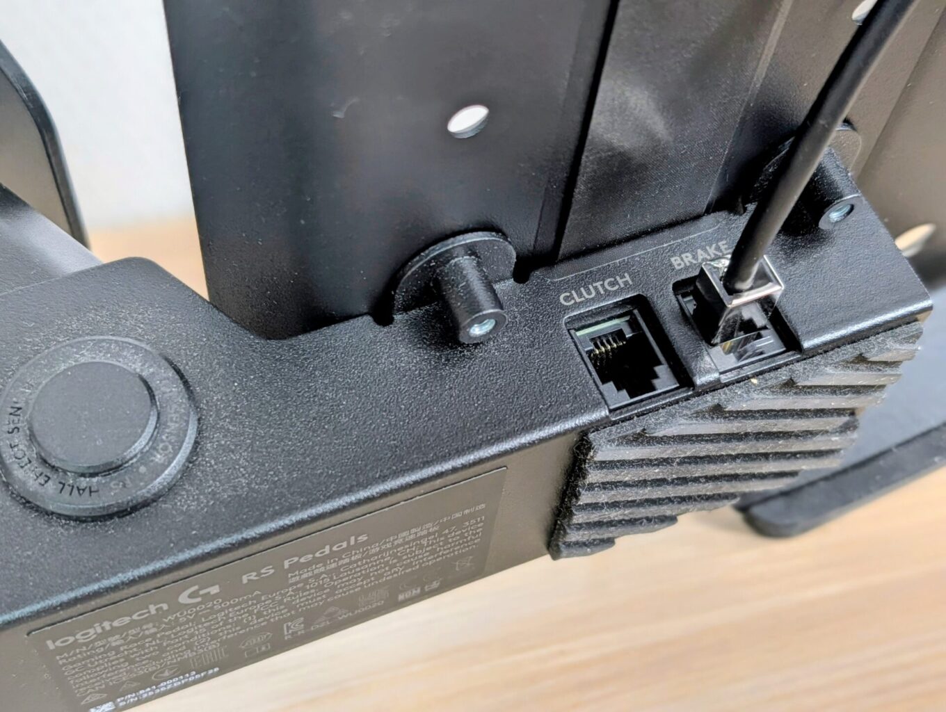 Test Logitech RS50 et RS Pedals : le volant Direct Drive qui veut faire ...