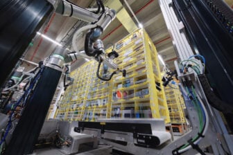 Amazon Vulcan Robot