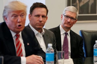 Tim Cook Donald Trump