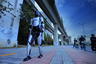 Agibot A2 Guinness World Record Longest Ourney Walked Humanoid Robot