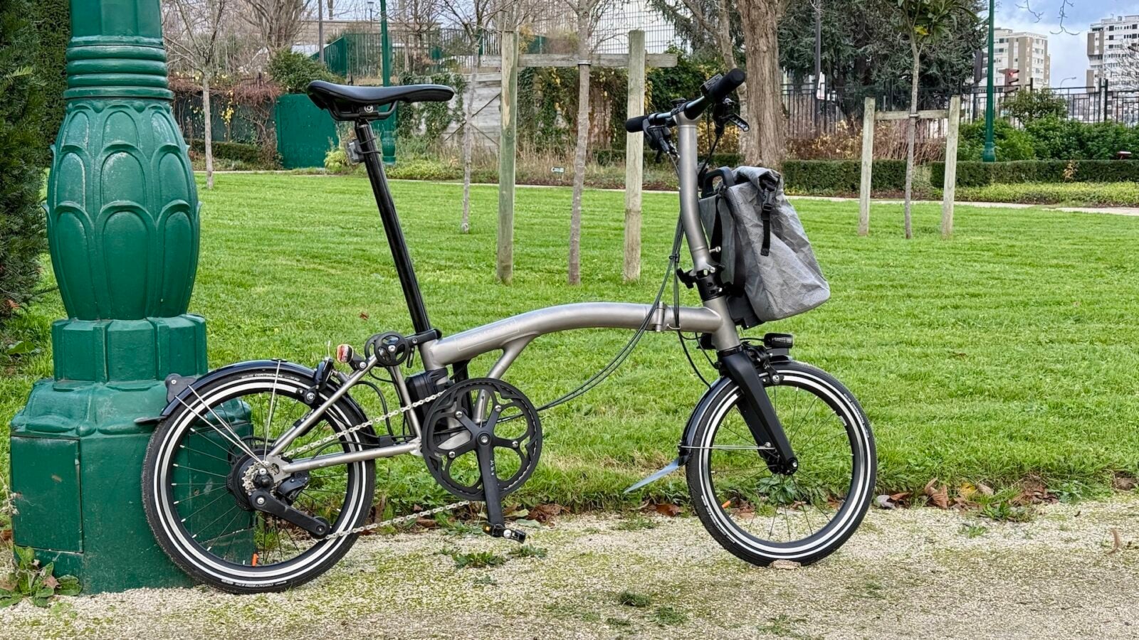 Grand Sac Avant Brompton Electric – Cadre Greenway / BMZ Q100222, Noir, état D'usage (utilisé 3-4 Fois)