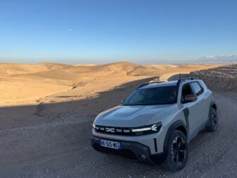 Dacia Duster Hybrid G 150 4x4 12