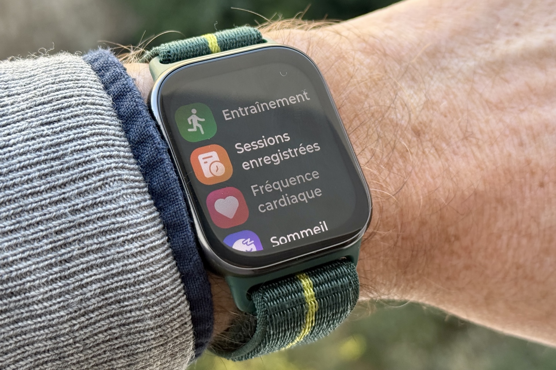 Motorola Moto Watch Fit 13