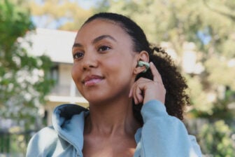 Sony Linkbuds Clip Green Tap Large