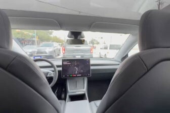 Tesla Robotaxi Autonome