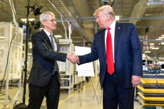 Tim Cook Donald Trump