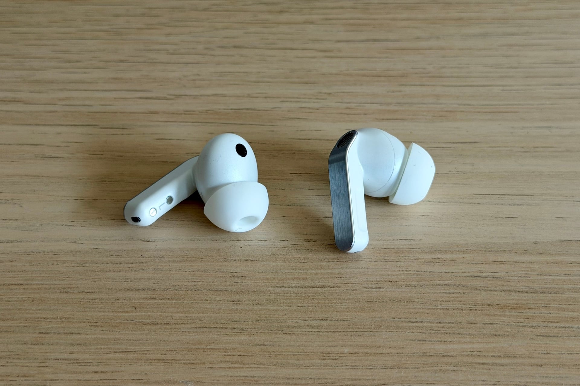 Samsung Galaxy Buds4 Pro14