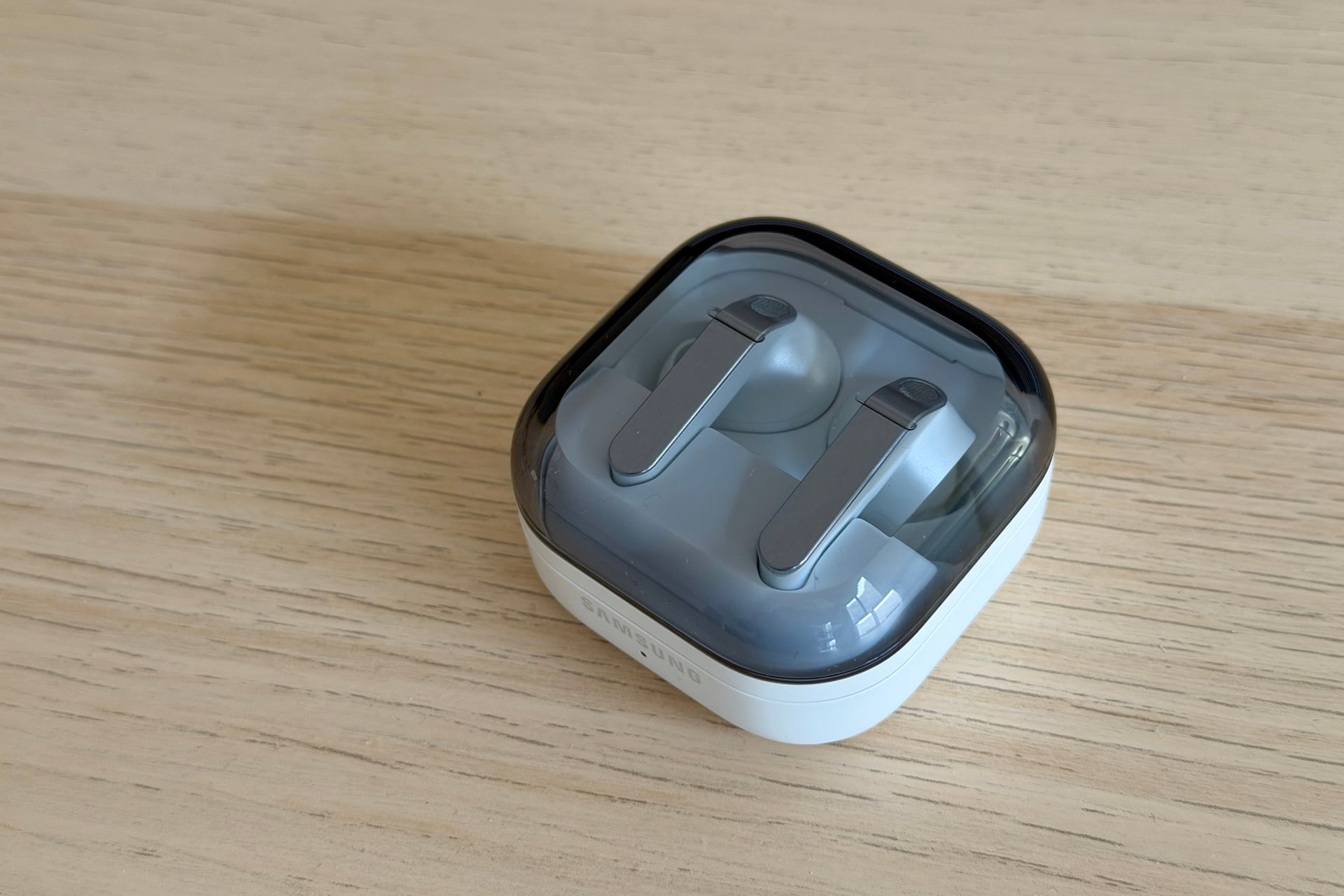 Samsung Galaxy Buds4 Pro4