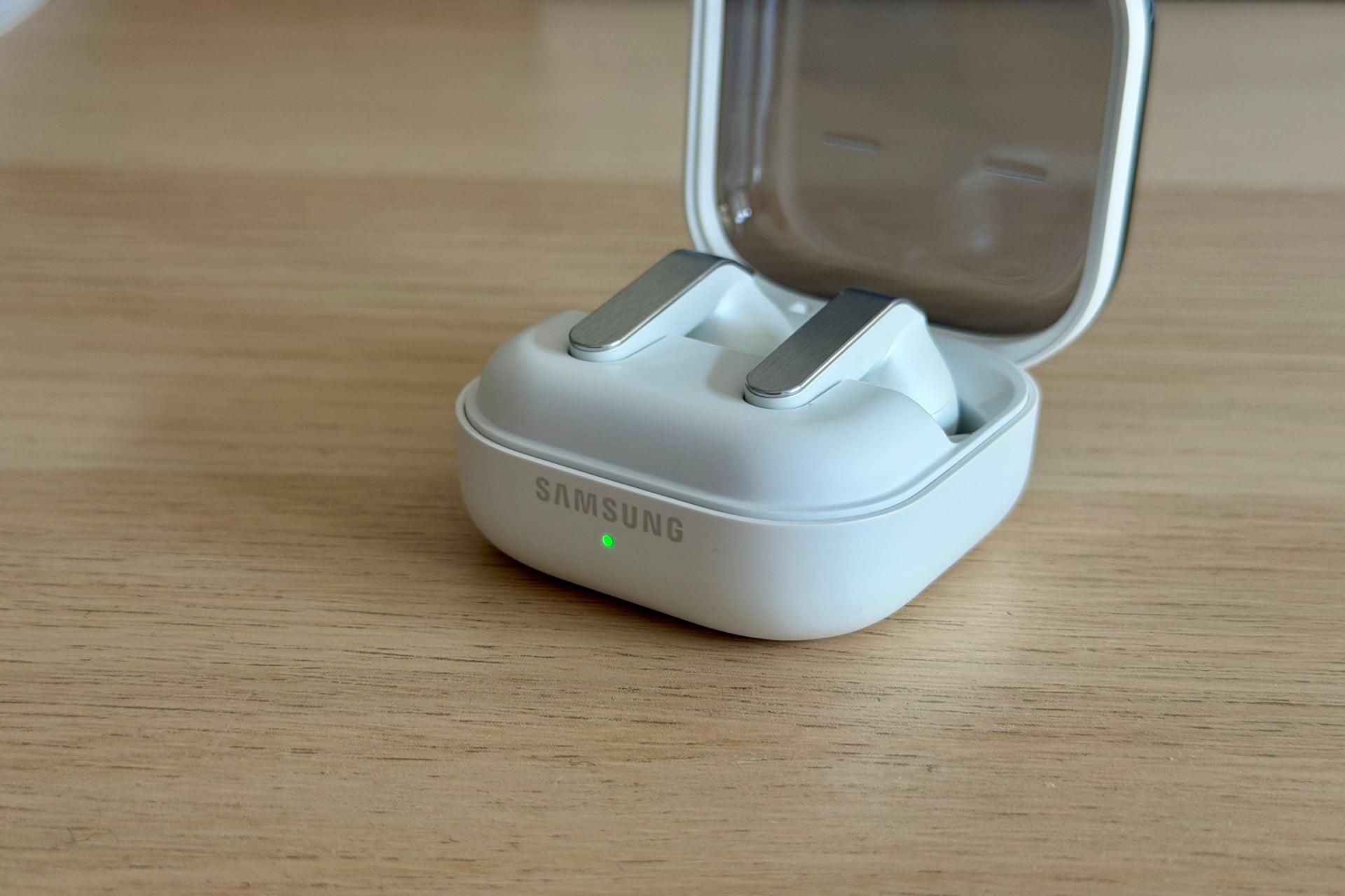 Samsung Galaxy Buds4 Pro7