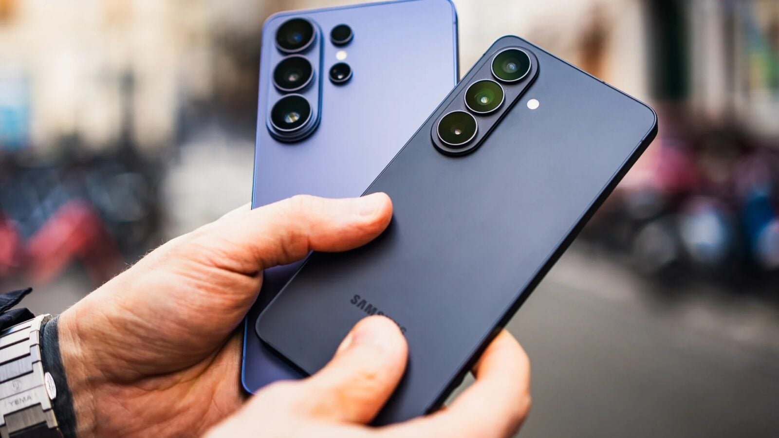 Galaxy S27 Pro et Ultra : Samsung miserait sur de plus grosses batteries et une recharge plus rapide