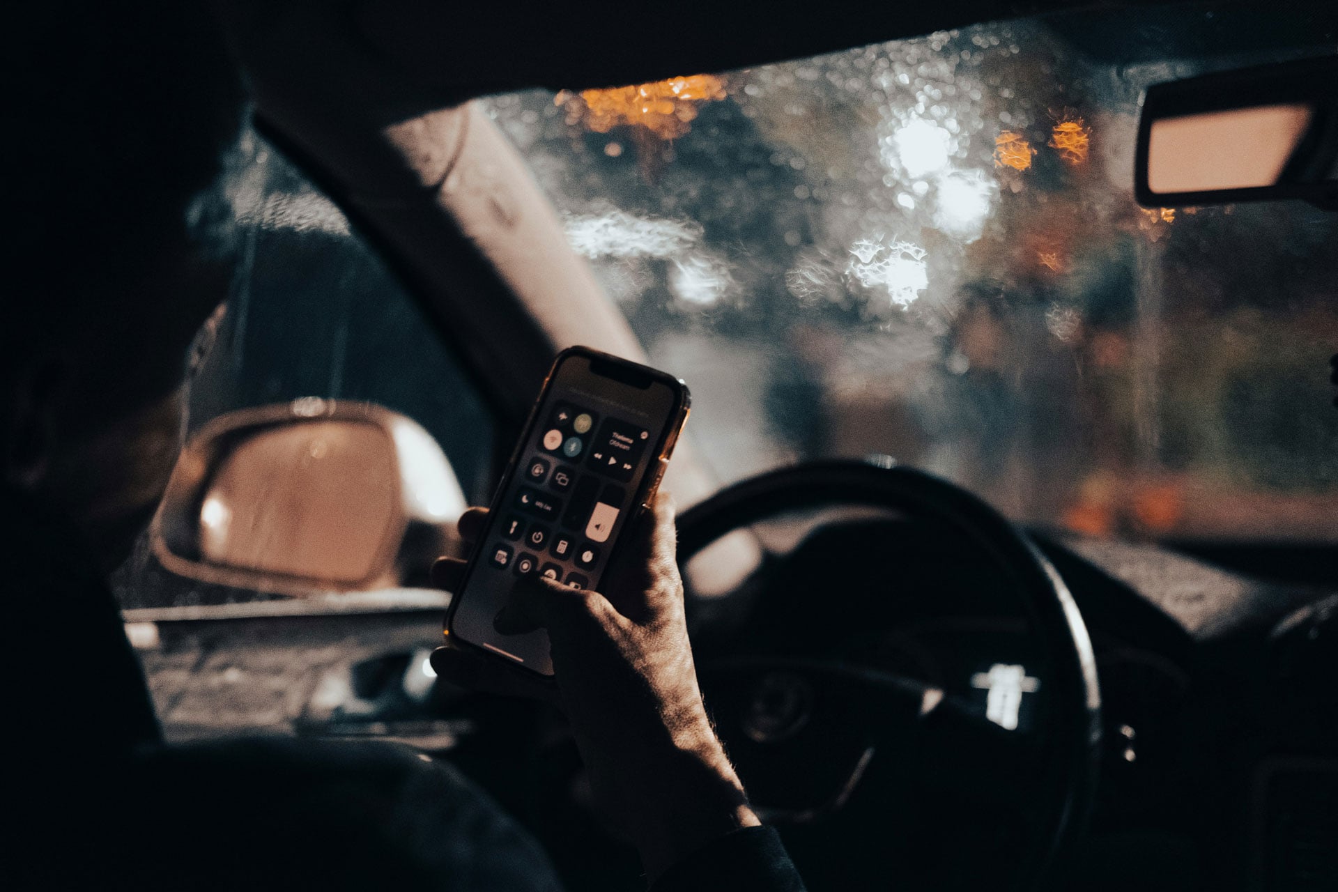 Voiture Conducteur Smartphone Volant