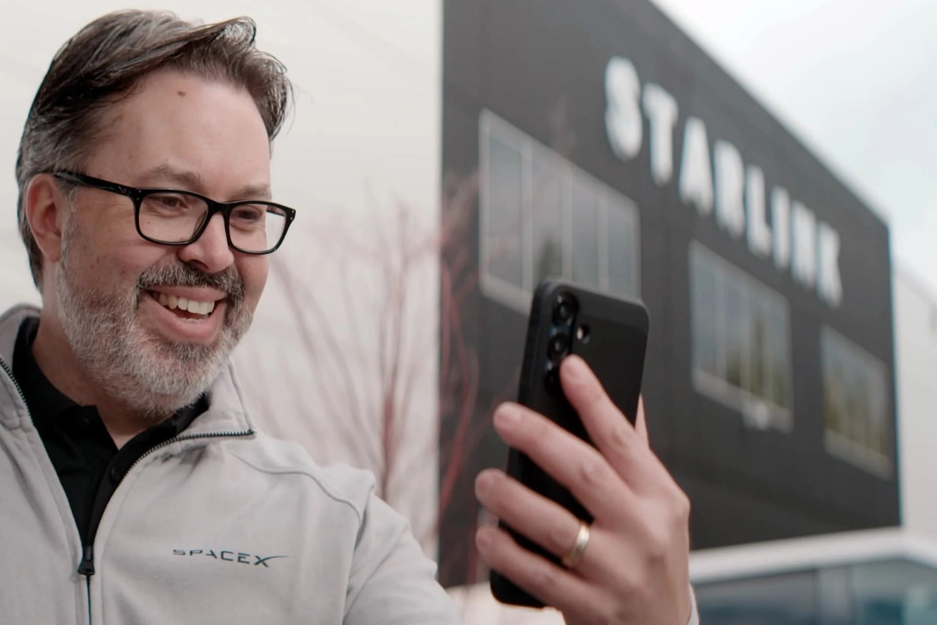 Starlink Mobile