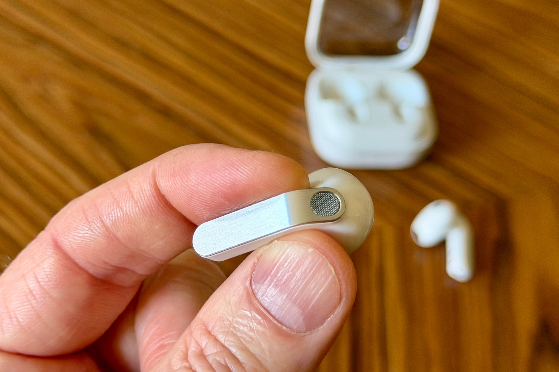 Samsung Galaxy Buds4 11