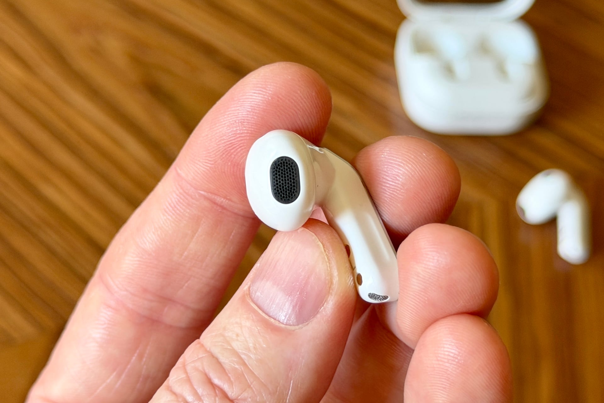 Samsung Galaxy Buds4 13