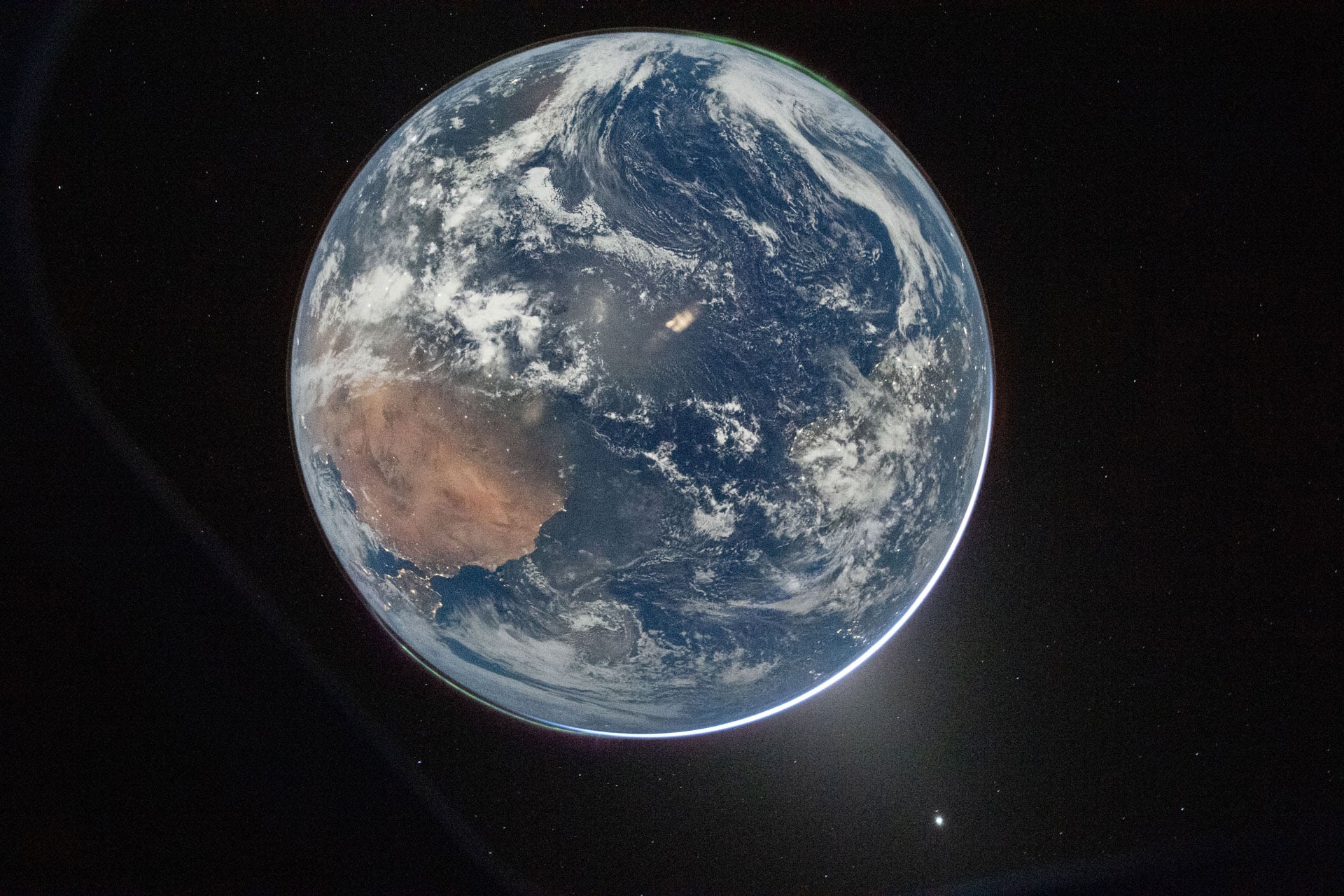 Earth From the Perspective of Artemis II