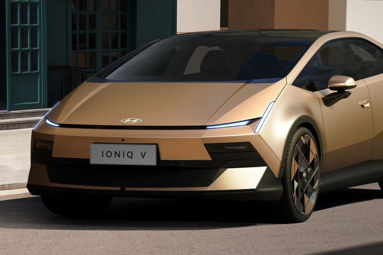 Voici la Hyundai Ioniq V, la berline électrique au look de vaisseau spatial qui veut détrôner Tesla