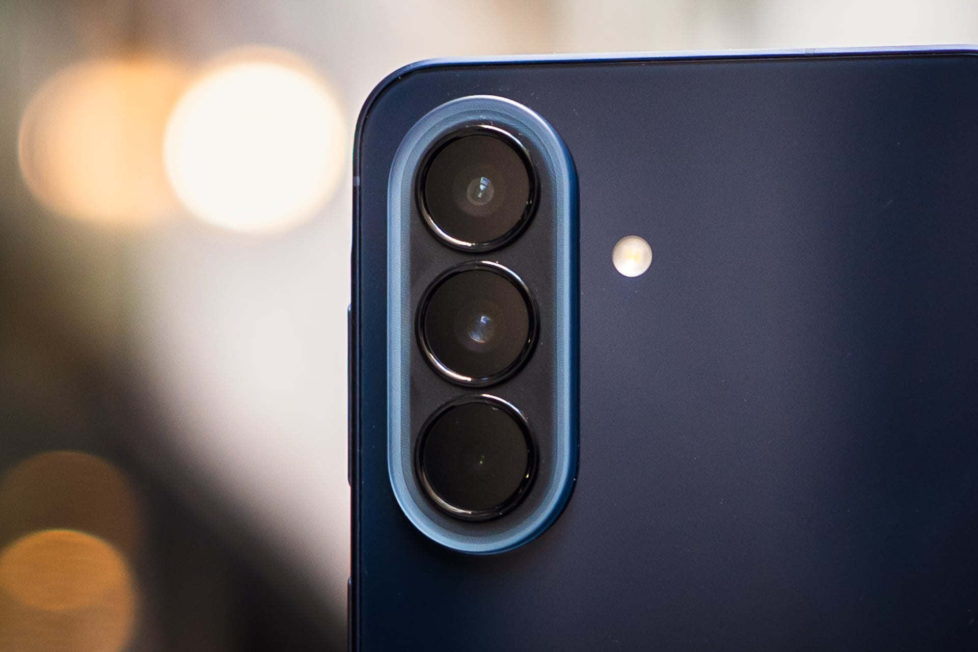 Test Samsung Galaxy A57 01net Bloc Photo Vertical