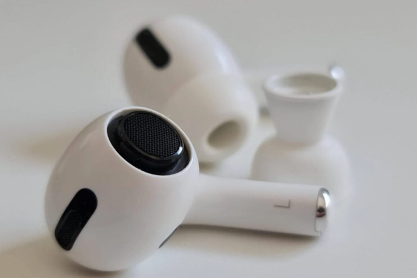 AirPods