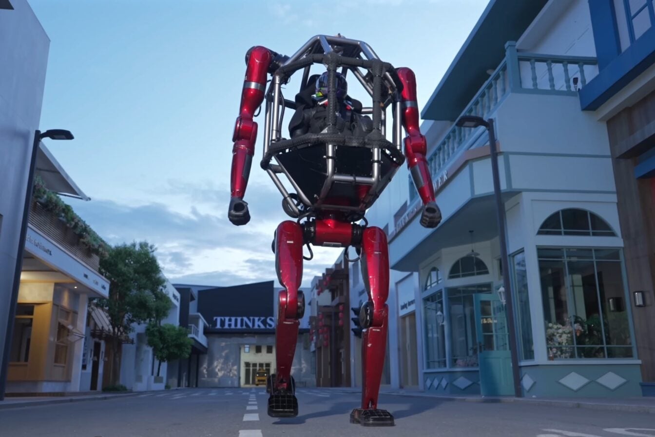 À vendre : robot de 500 kg qui défonce des murs - Prix : 500 000 euros