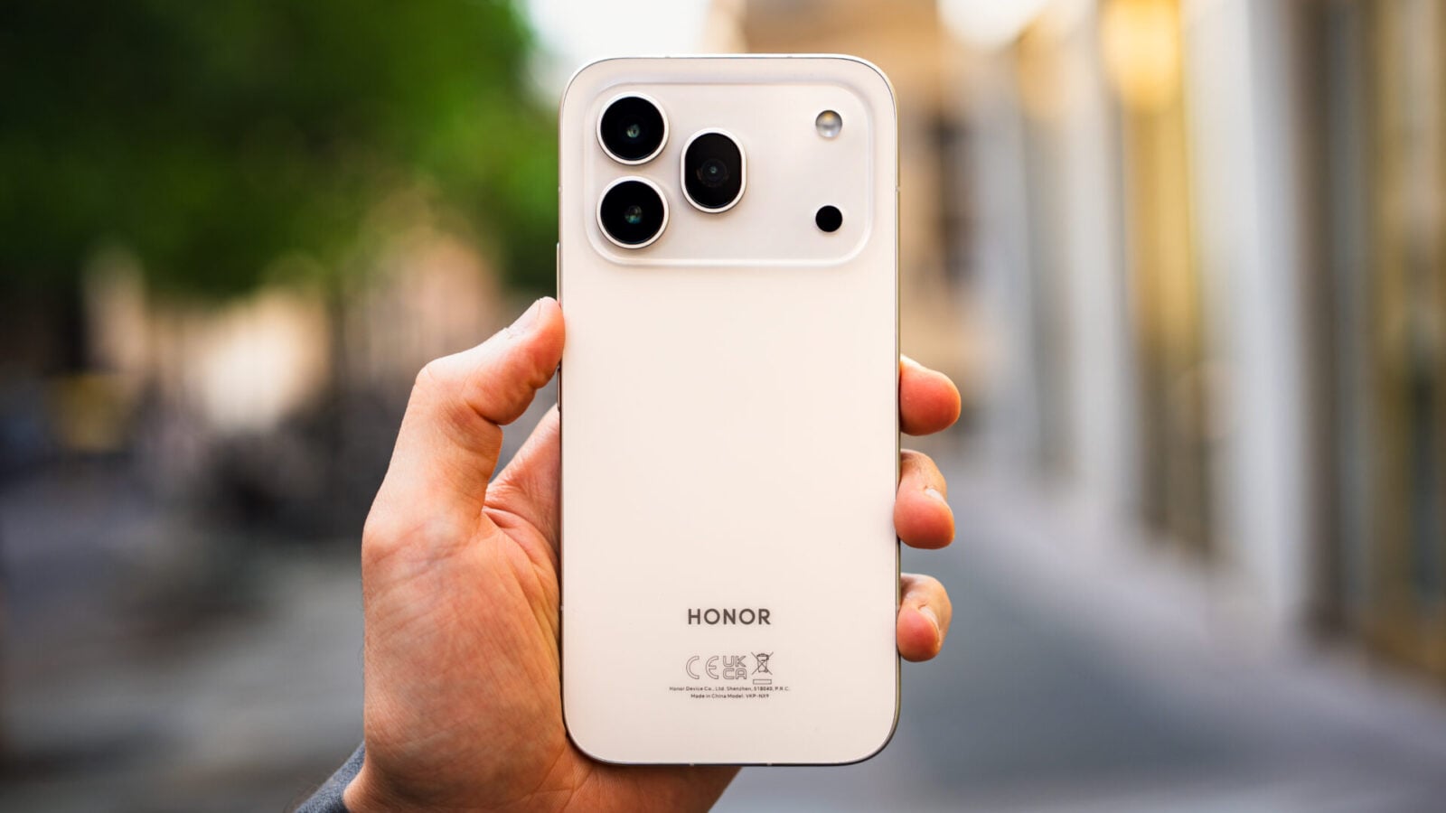Test Honor 600 Pro : vous connaissez l'iPhone 17 Pro