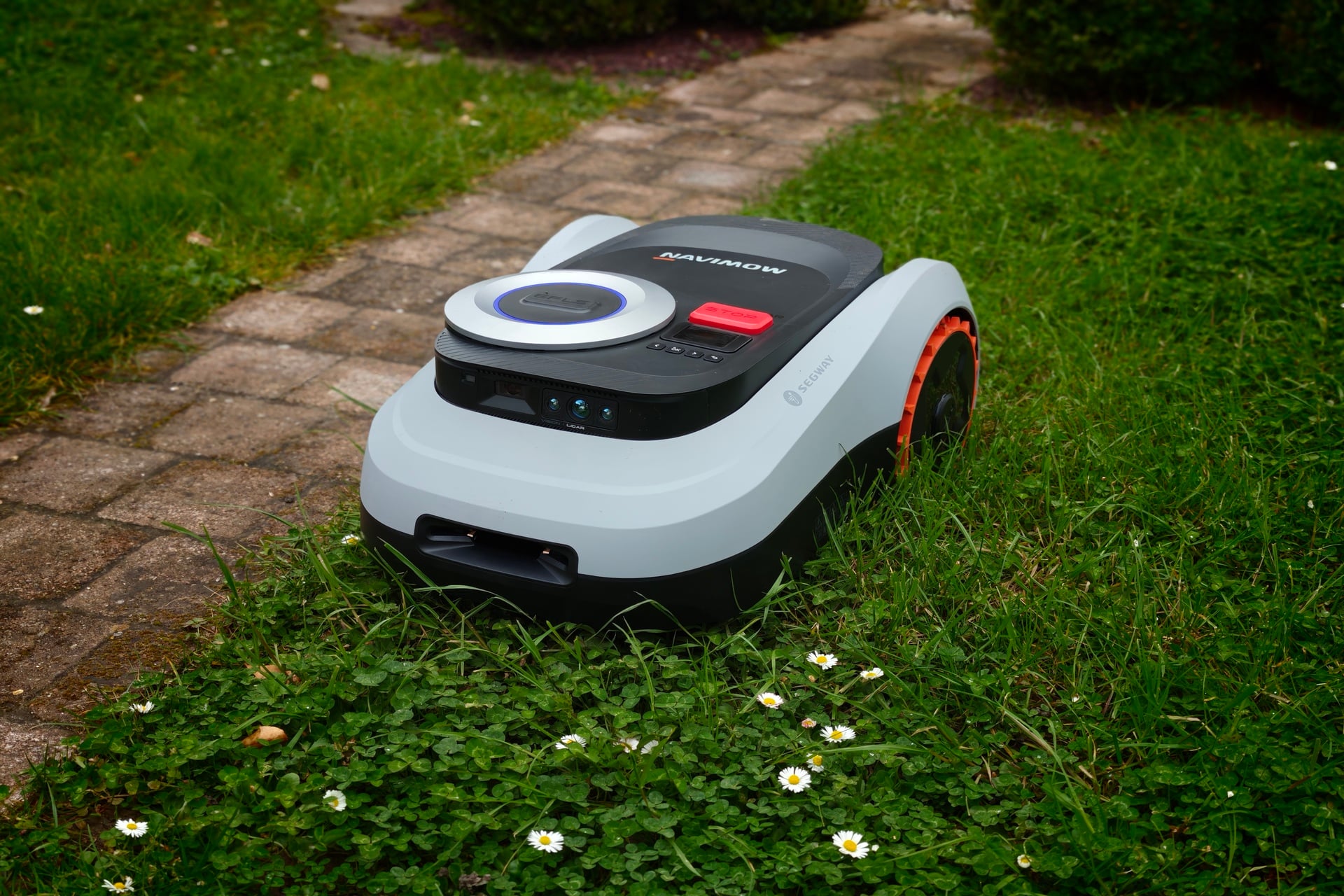 Test robot tondeuse Segway Navimow Lidar I208 