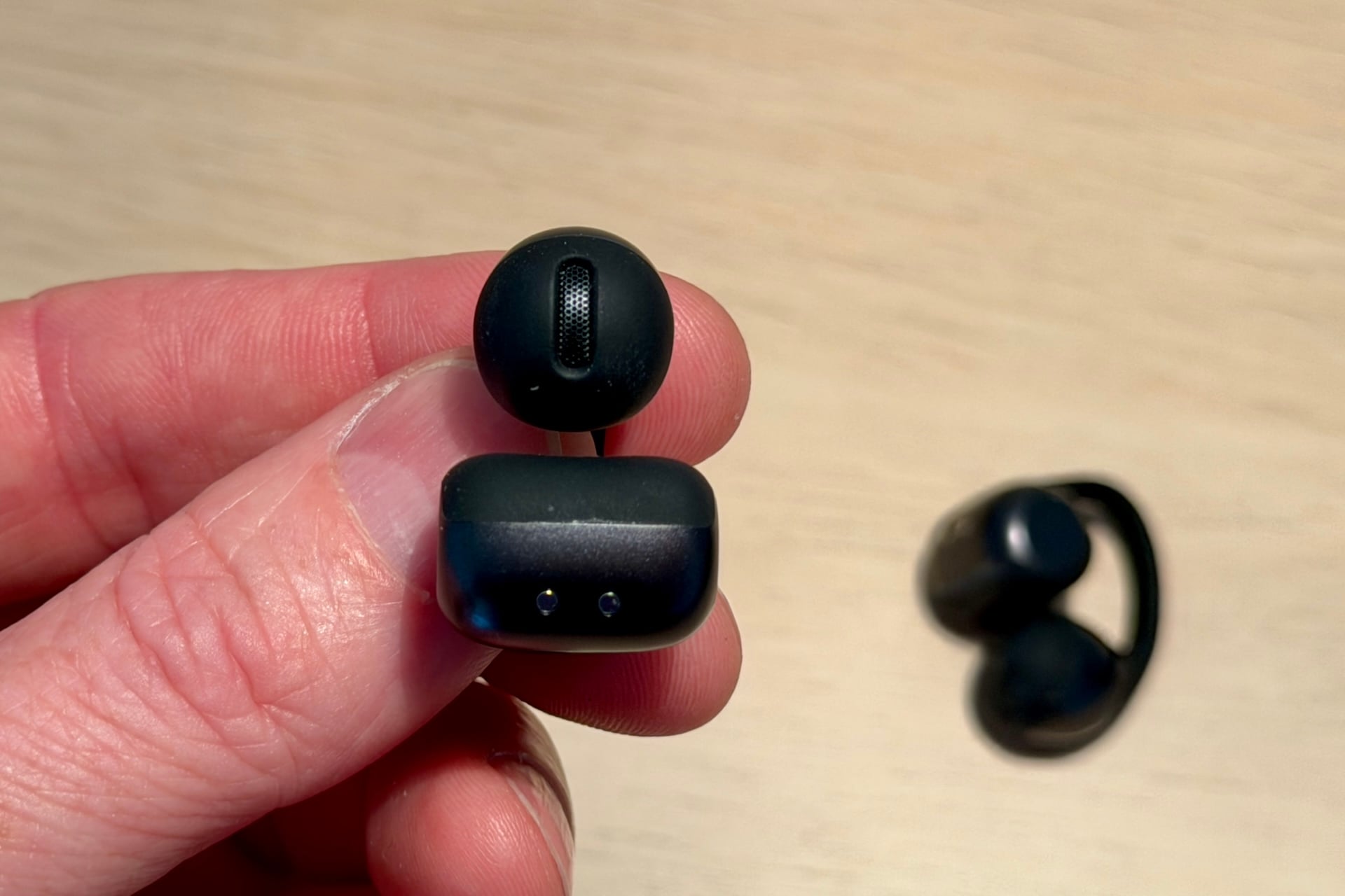 Shokz Opendots 2 00010