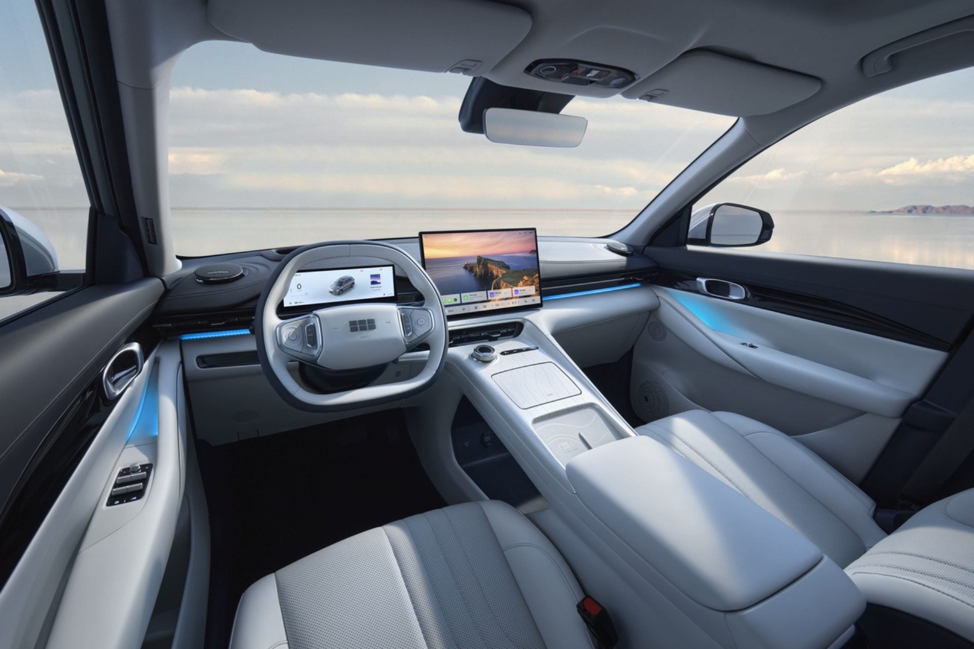 Geely E5 (1)