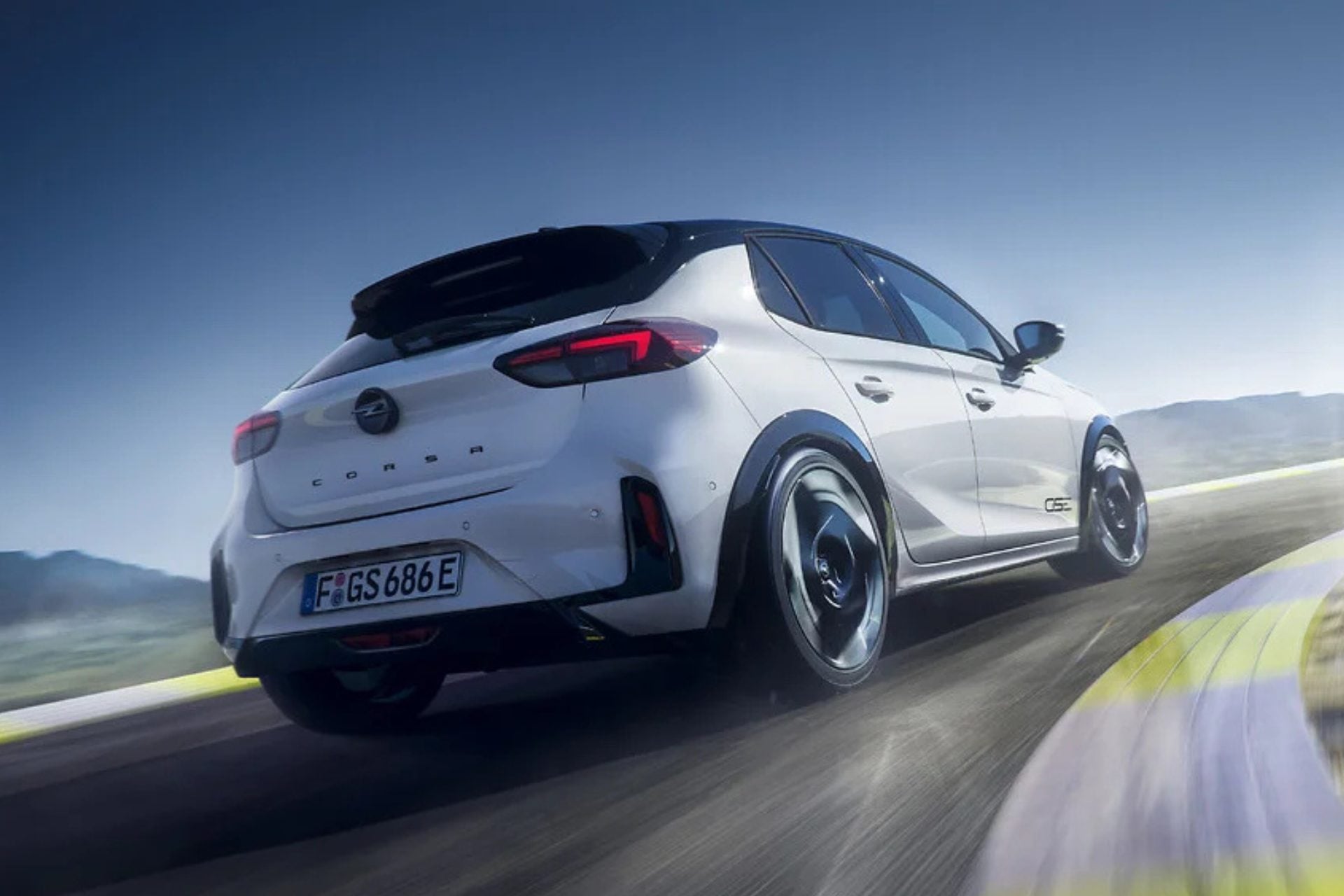 Opel Corsa Gse (2)