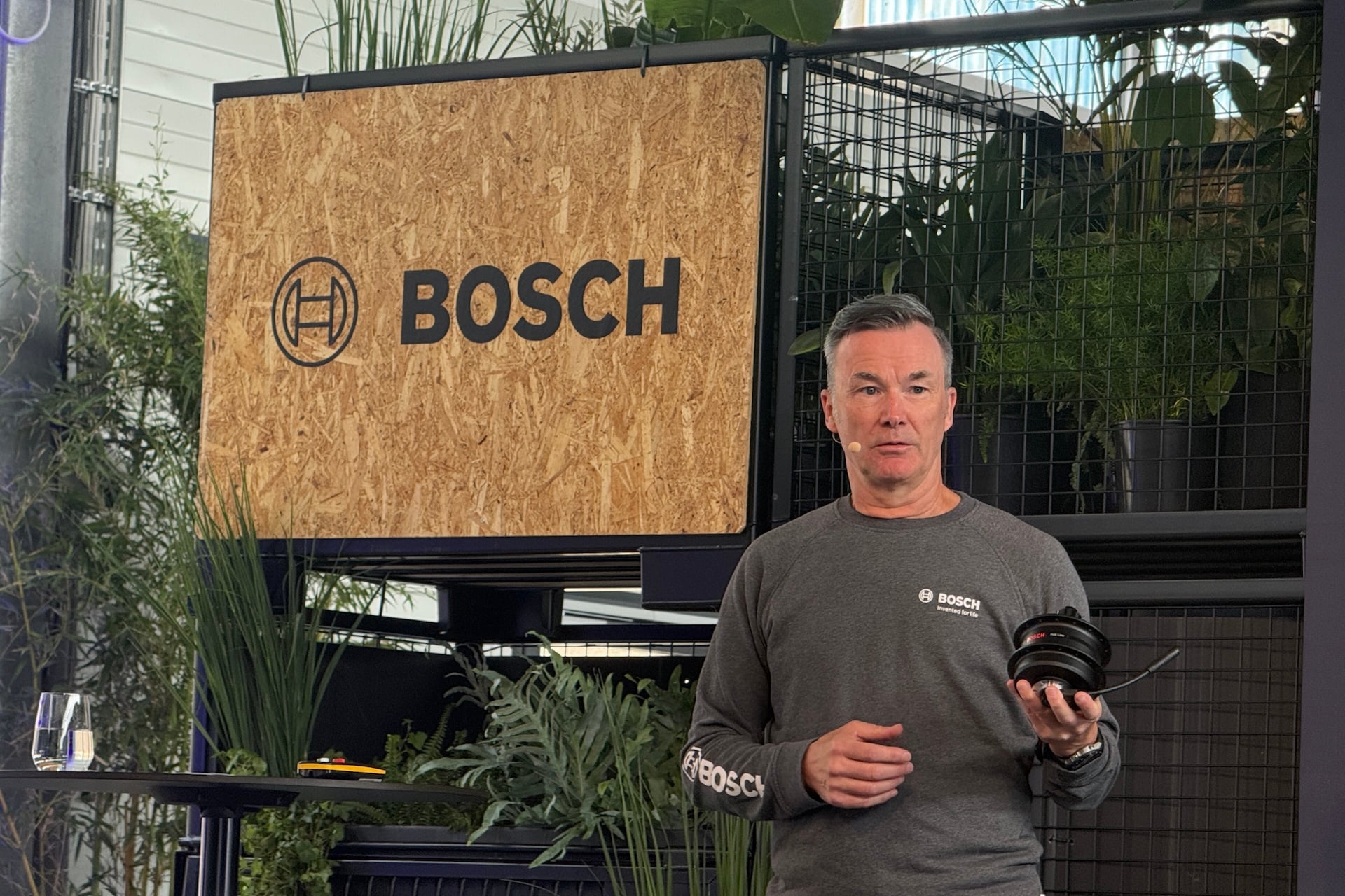 Bosch Hub Line 8