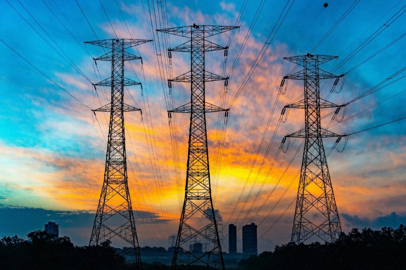 IA et consommation d’énergie : l’Europe contre-attaque pour protéger son réseau électrique
