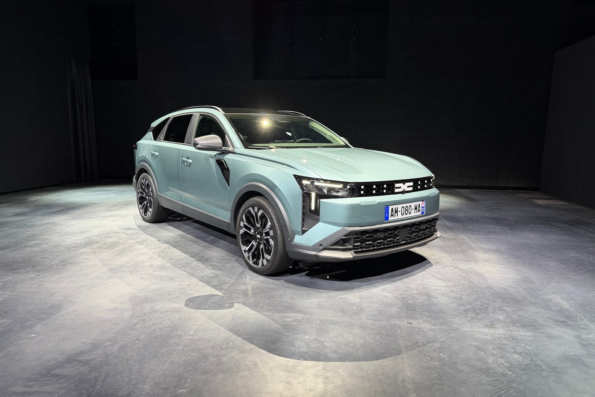 Dacia Striker 12