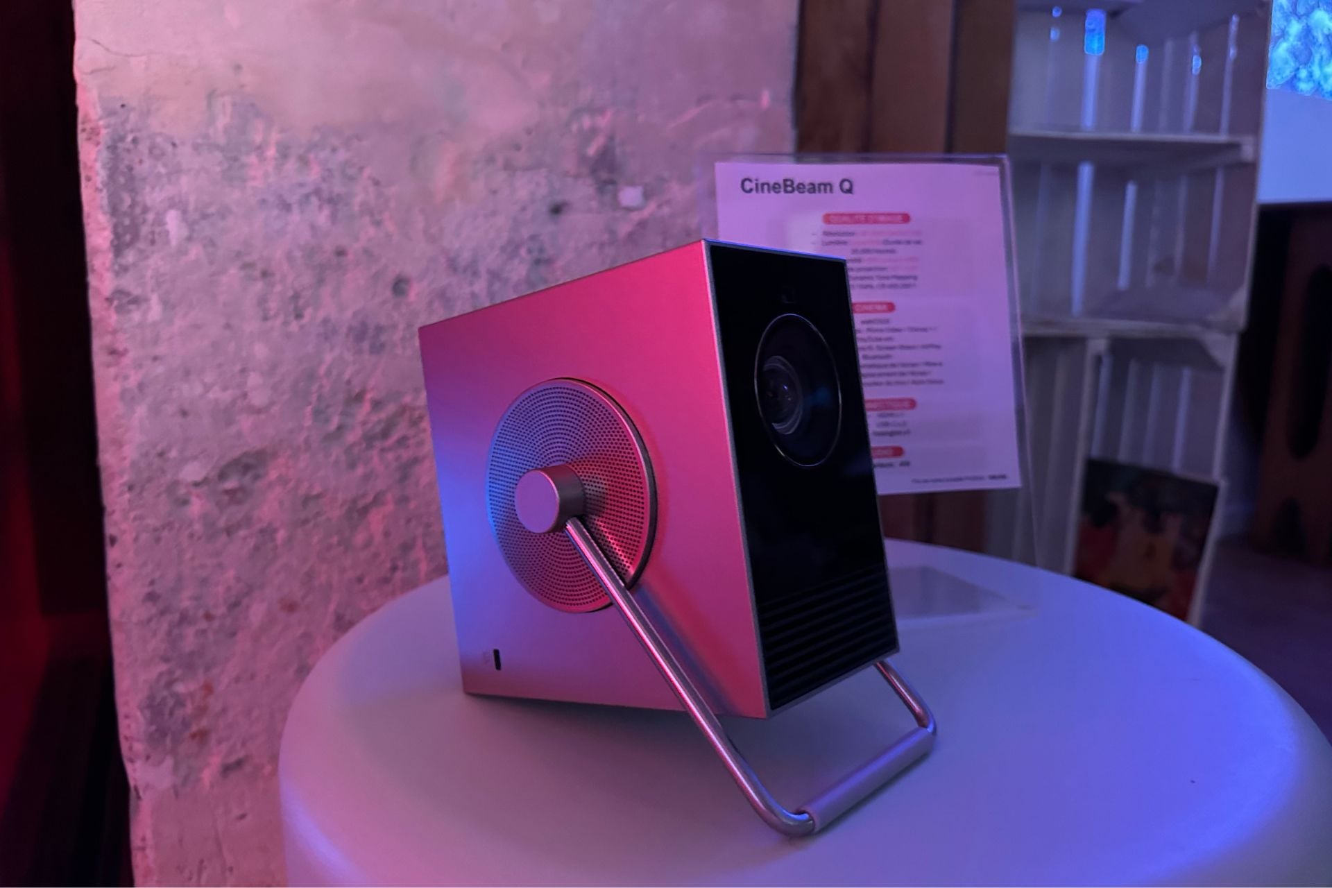 CineBeam Q