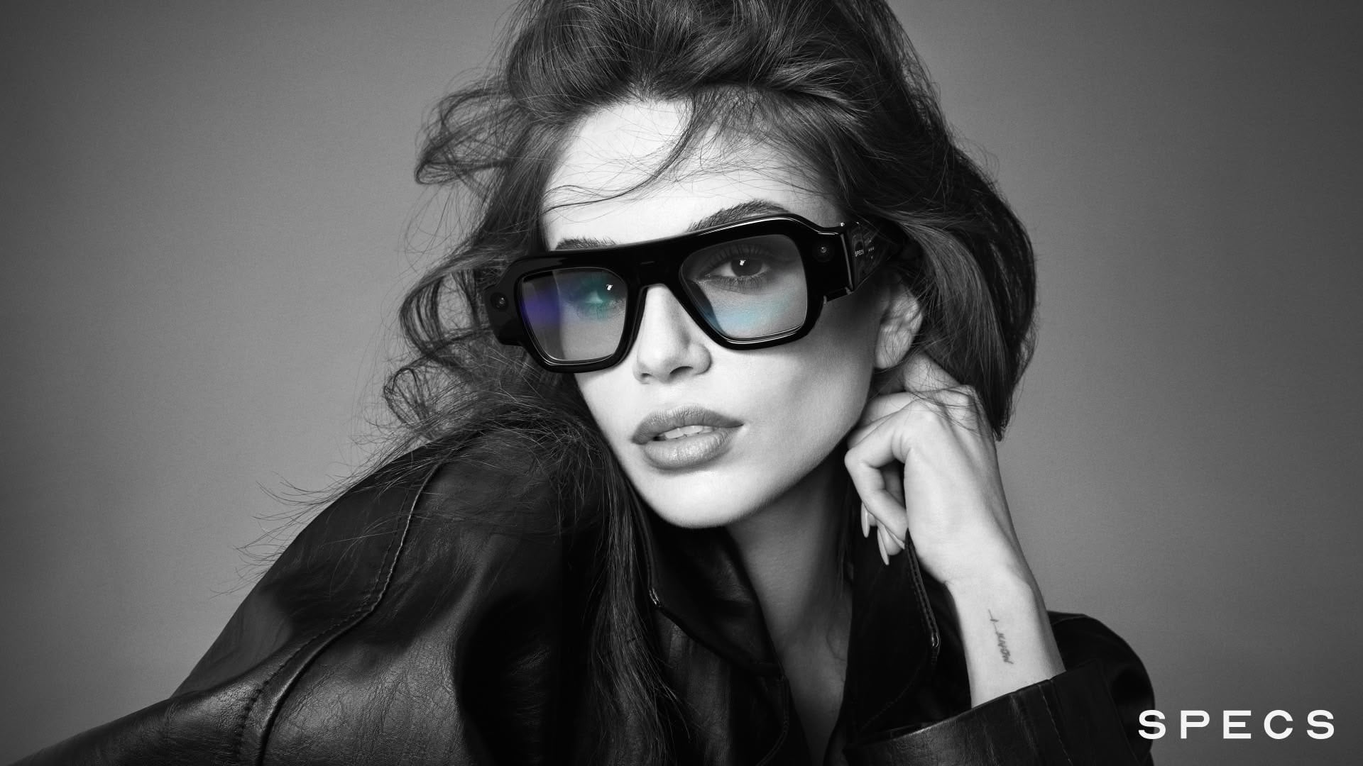 Kaia Gerber Specs