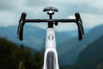 Megamo Upon et moteur Avinox M2S