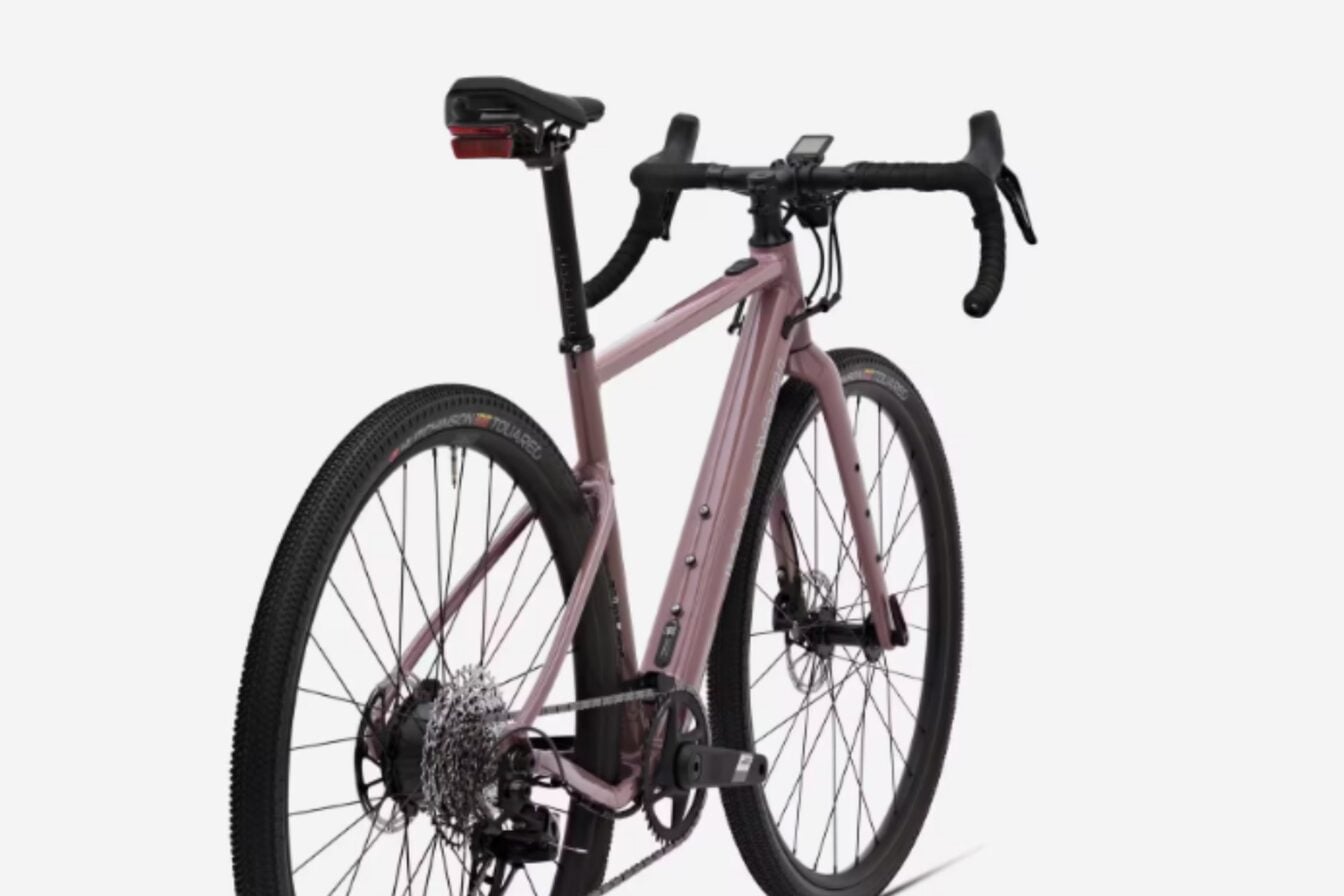 Decathlon muscle son gravel électrique à succès sans augmenter son prix