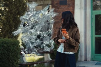 Apple Publicite Privacy On iPhone 4