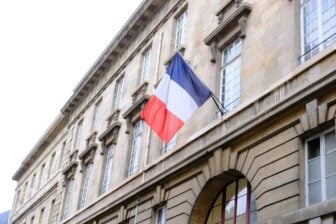 Drapeau France Francais Batiment