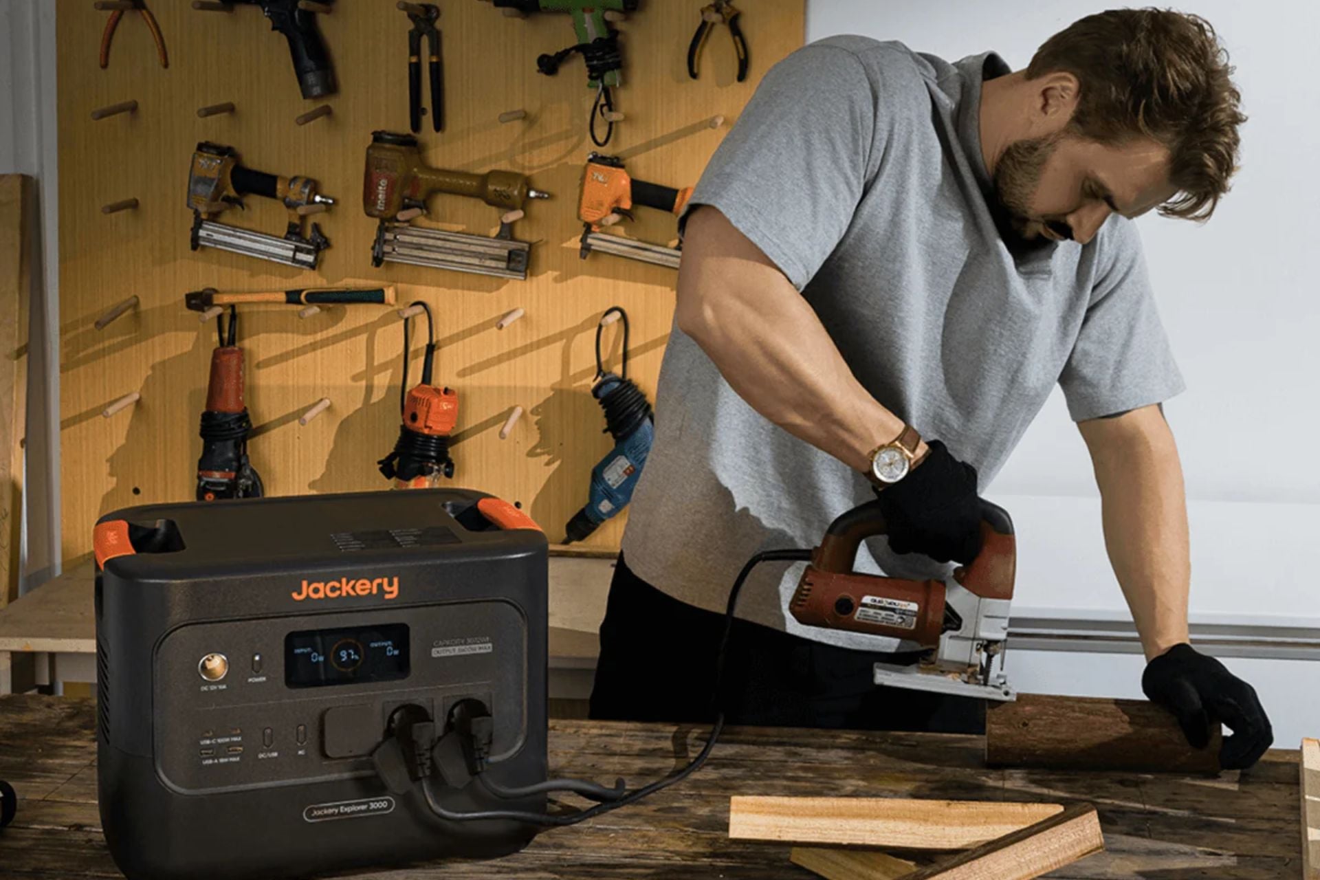 Jackery Explorer 3000 V2