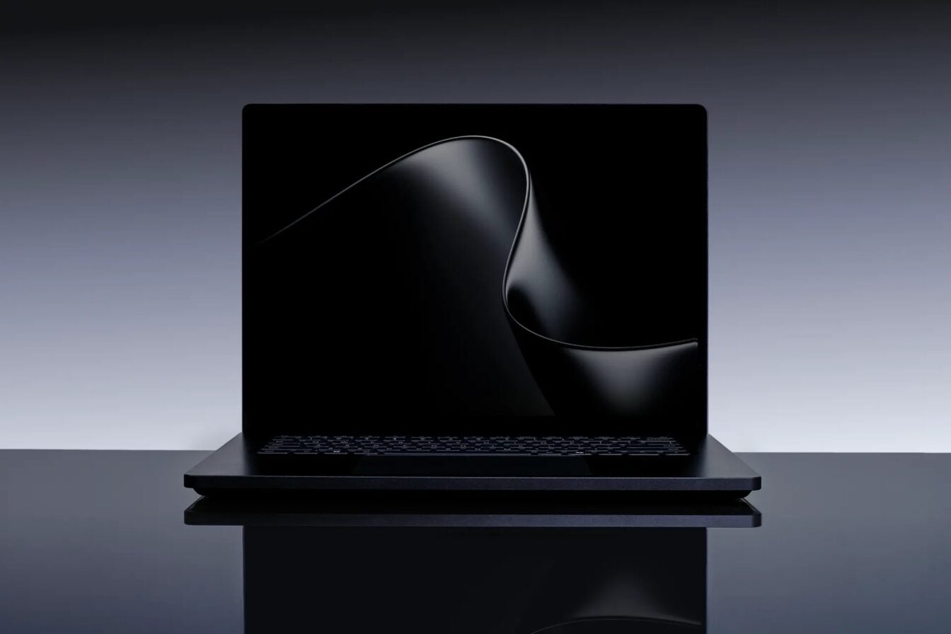Microsoft Surface Laptop Ultra