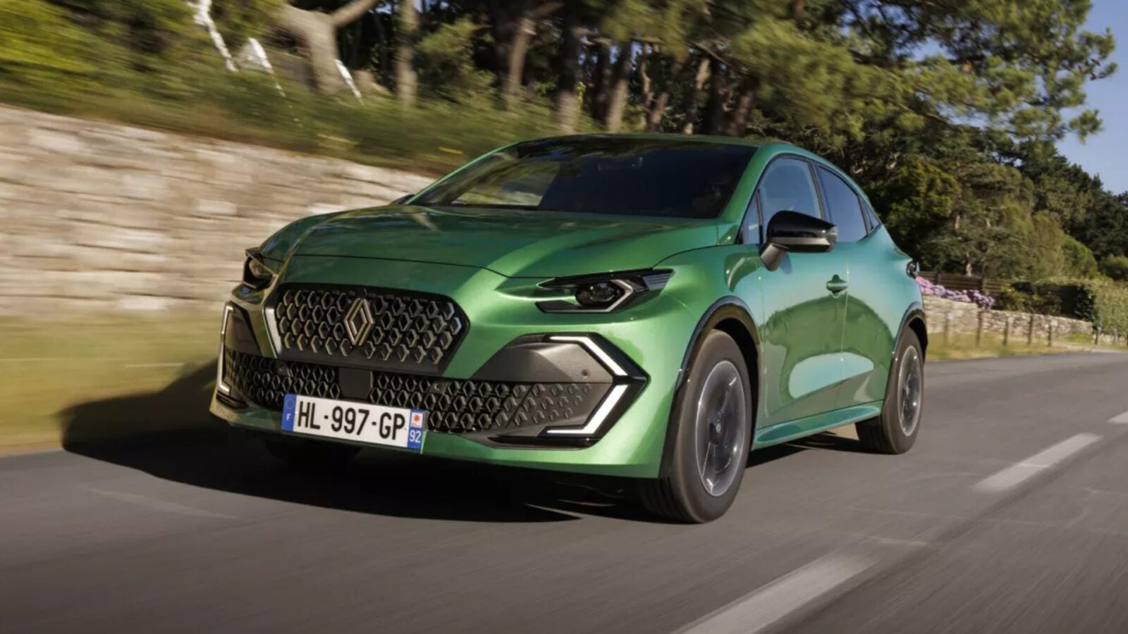 Yeni Clio, Captur ve Symbioz ile Renault'nun ustalığı