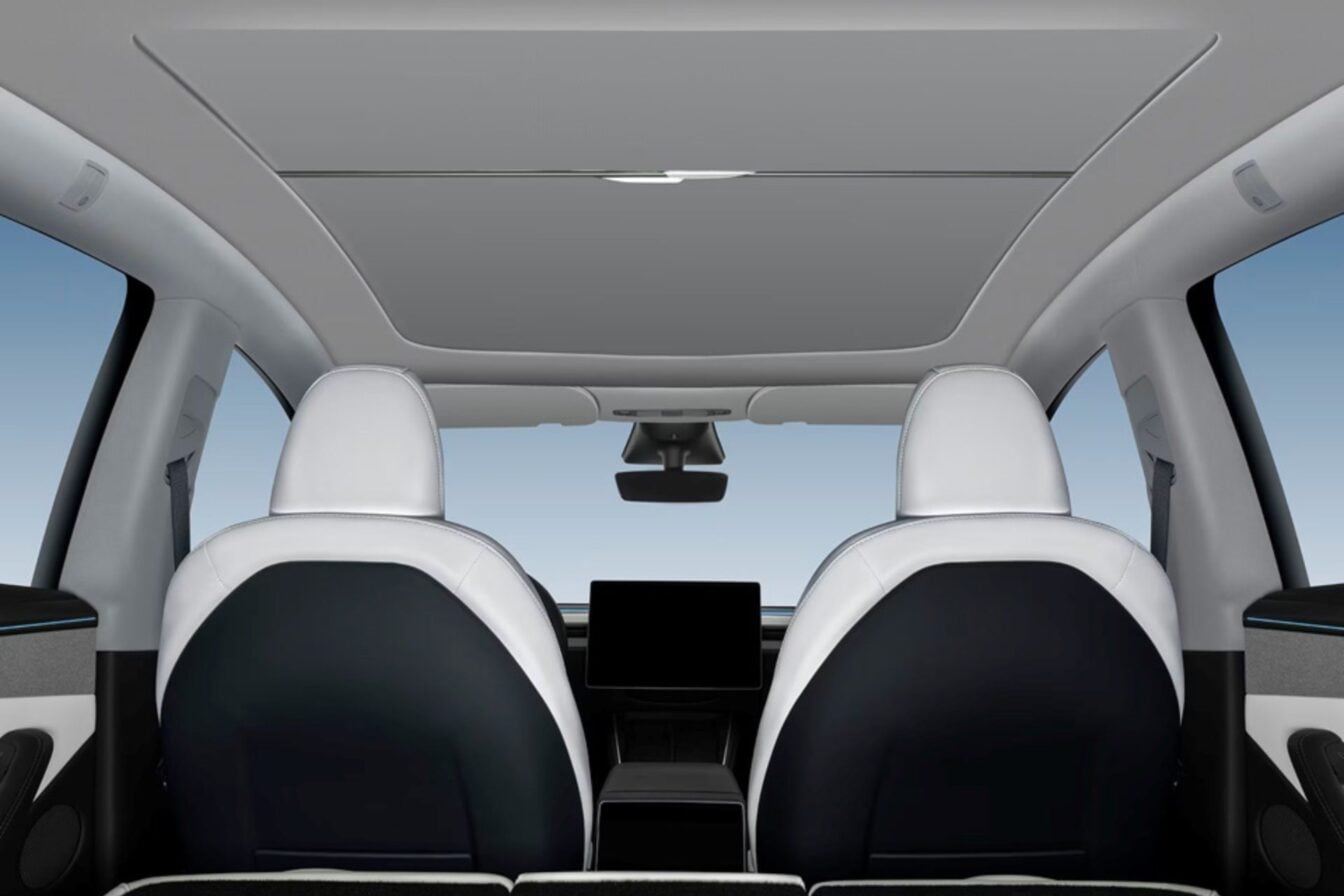 Tesla Model Y Paresoleil