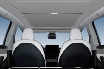 Tesla Model Y Paresoleil