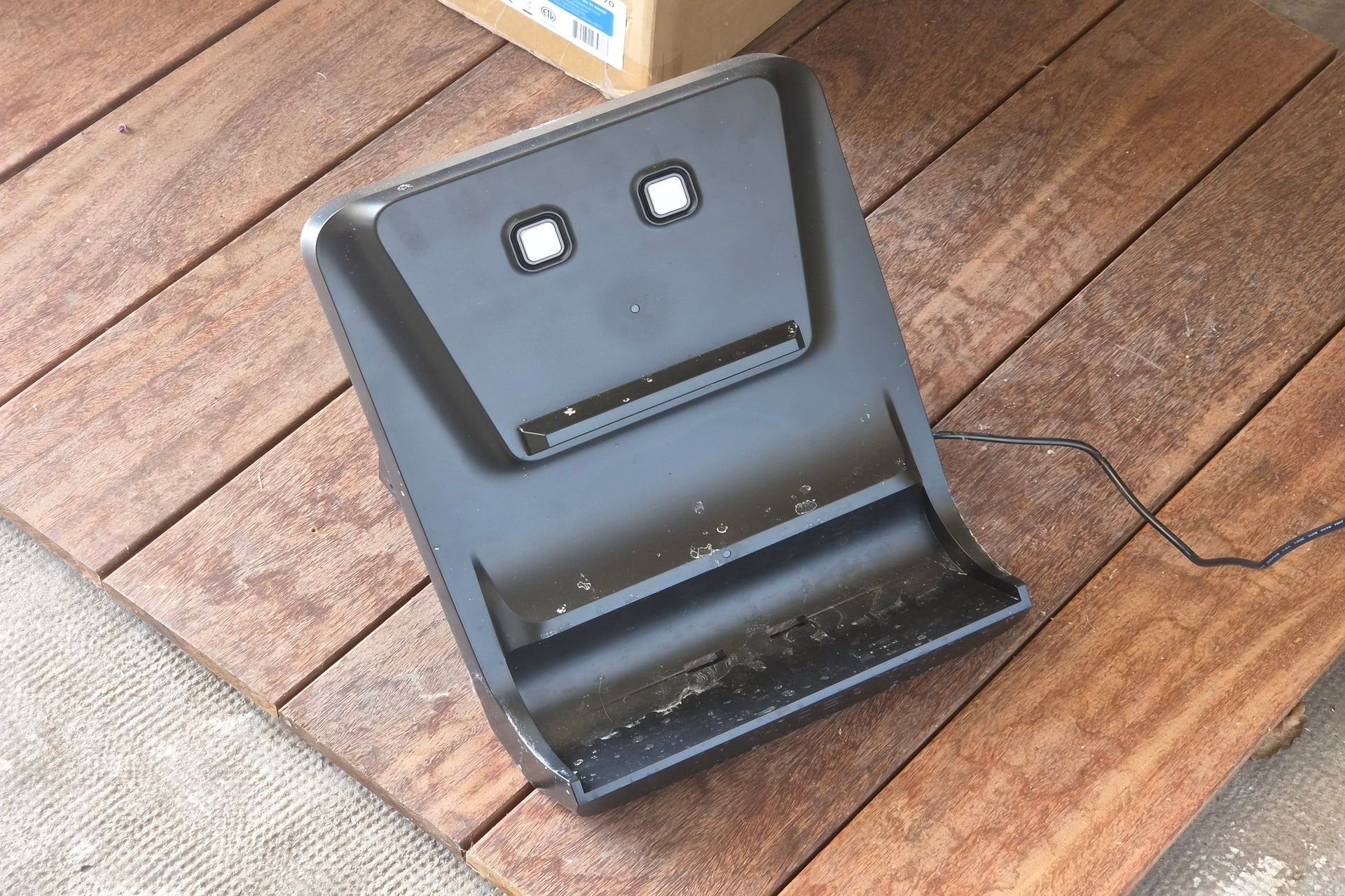 Test robot piscine Aiper Scuba V3 IA et caméra station de charge