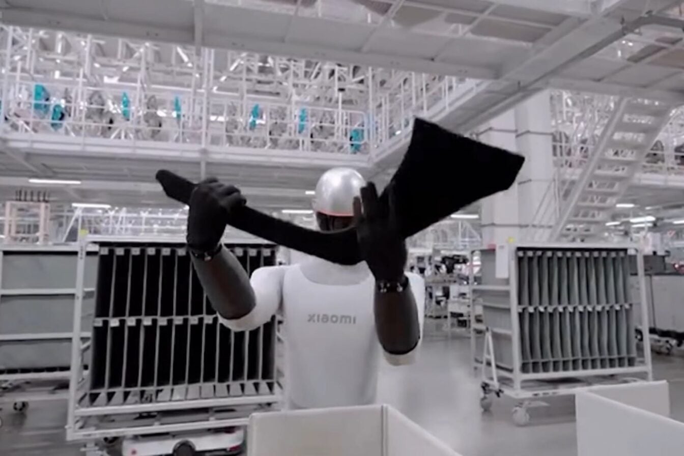 Xiaomi assure que son robot humanoïde est presque aussi adroit qu’un ouvrier automobile